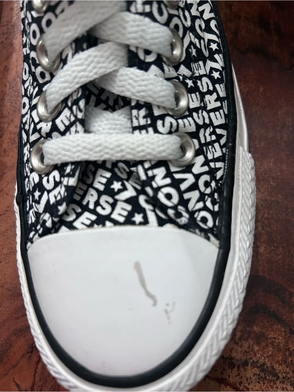 Converse casual low